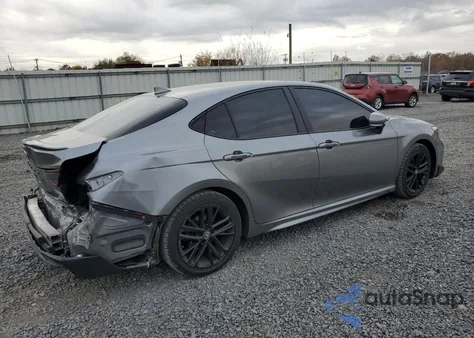 2025 Toyota Camry Xse z USA, uszkodzony, nr VIN 4T1DAACK3SU525885
